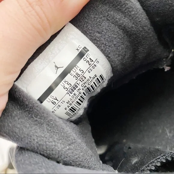 Nike Air Jordan Retro 6 Low Infrared Sneakers 6Y - Picture 13 of 13